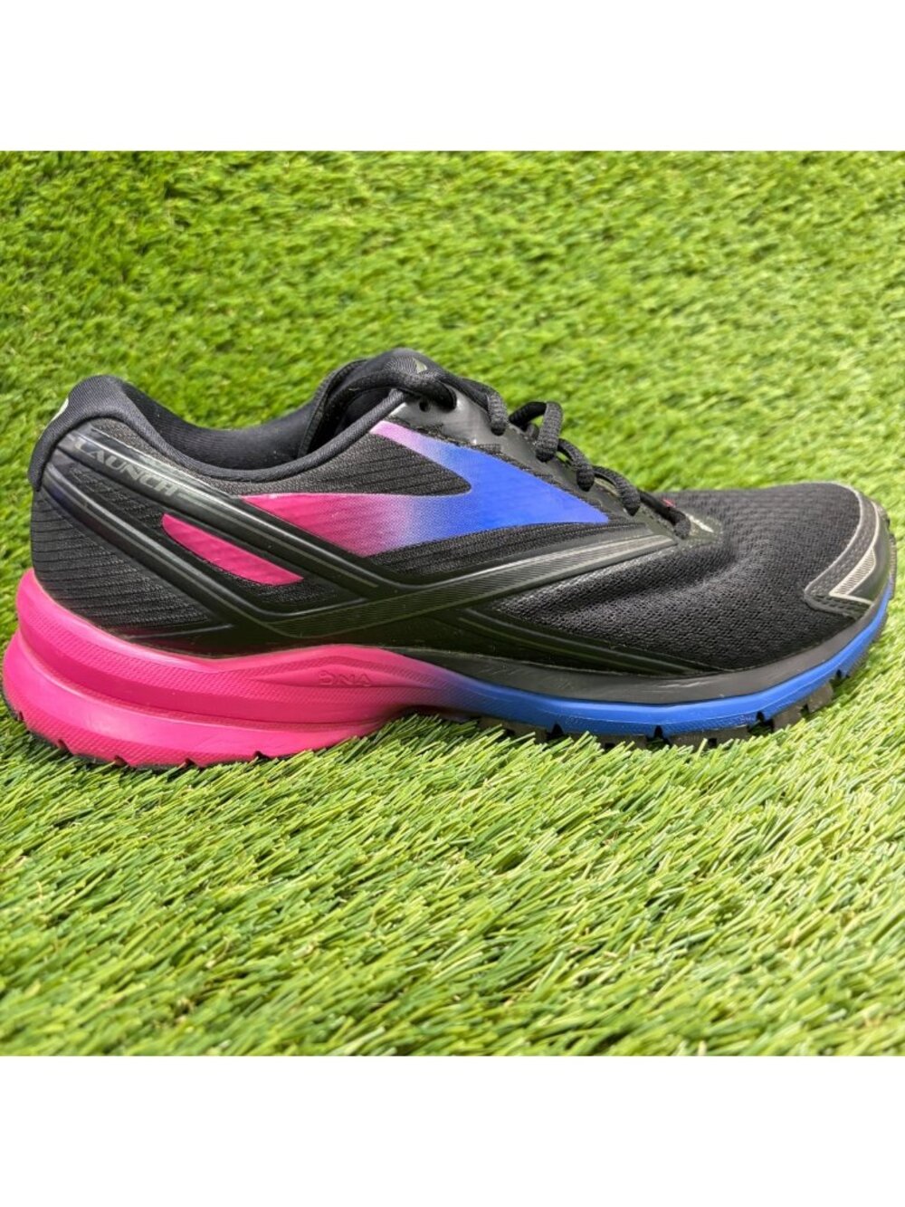 Brooks Launch 4 Womens Size 9 Black Pink Blue Athletic Running Shoes Sneakers